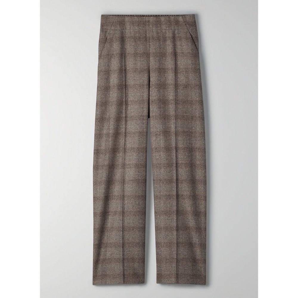 Aritzia Wilfred Easy Pant
High-rise wool trousers